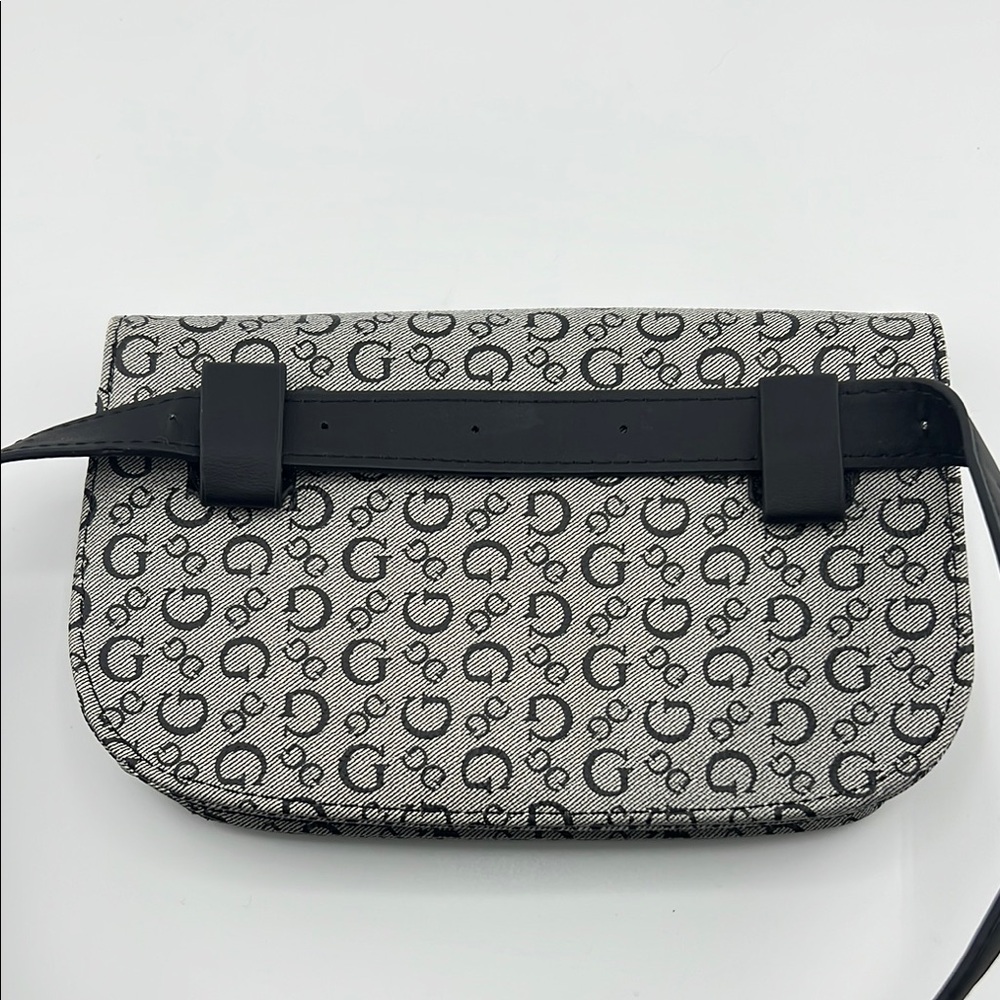 Guess Belt Bag - Picture 2 of 10